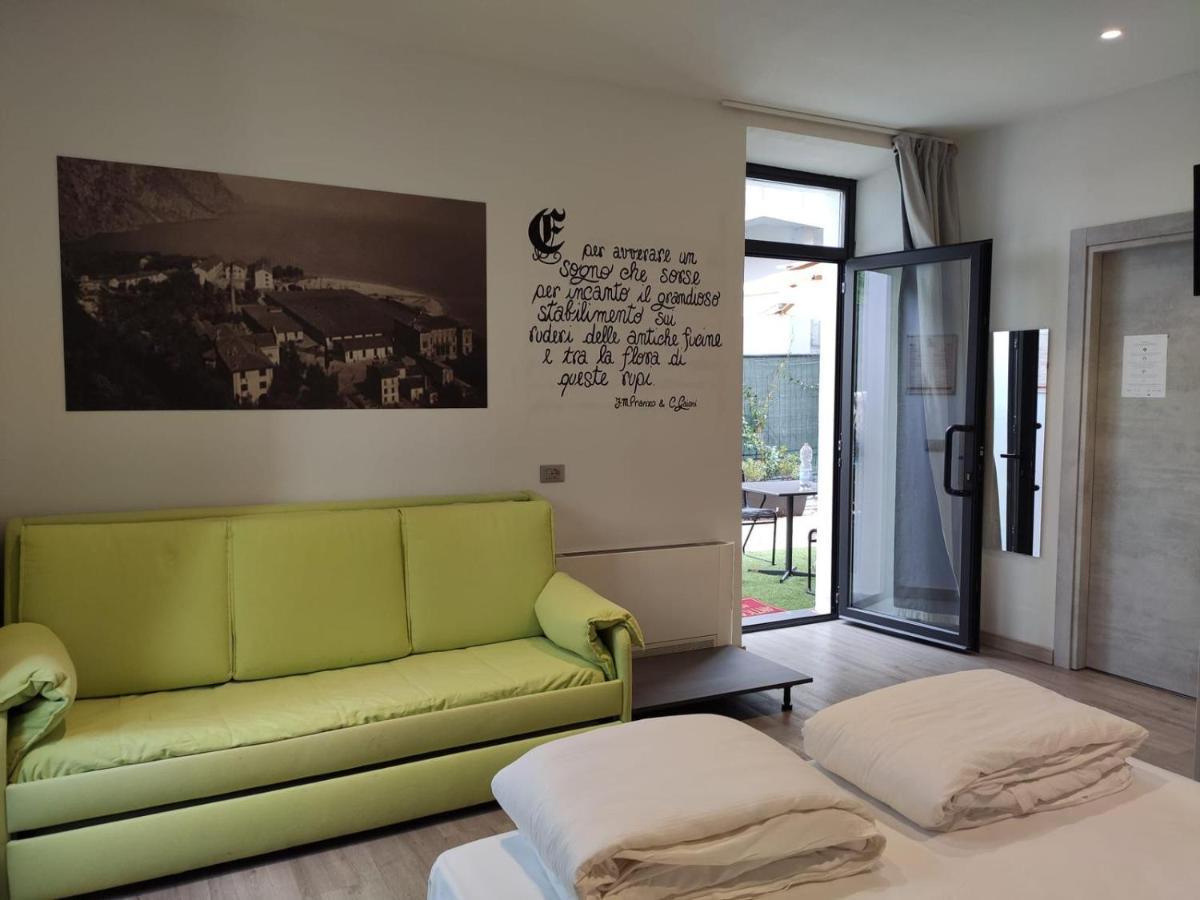 Antica Campione Rooms & Hostel Кампионе-дель-Гарда Экстерьер фото
