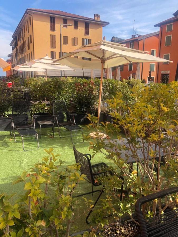Antica Campione Rooms & Hostel Кампионе-дель-Гарда Экстерьер фото